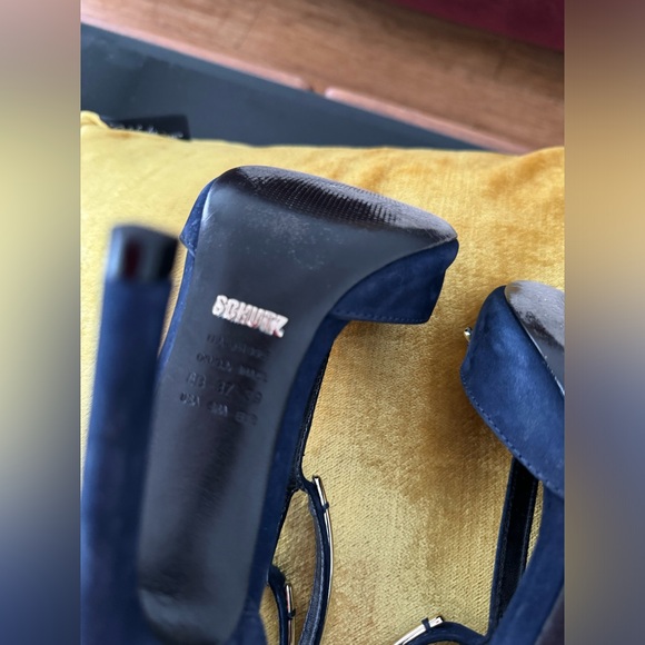 Schutz Sandalia Salto Alto Nobuck Sailfish heels navy/gold size 8 with box - Picture 3 of 16